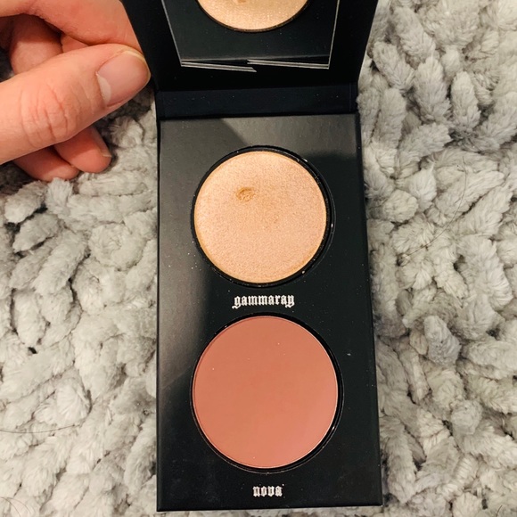 Kat Von D Other - Kat Von d Vegan Beauty Highlighter and blush Duo